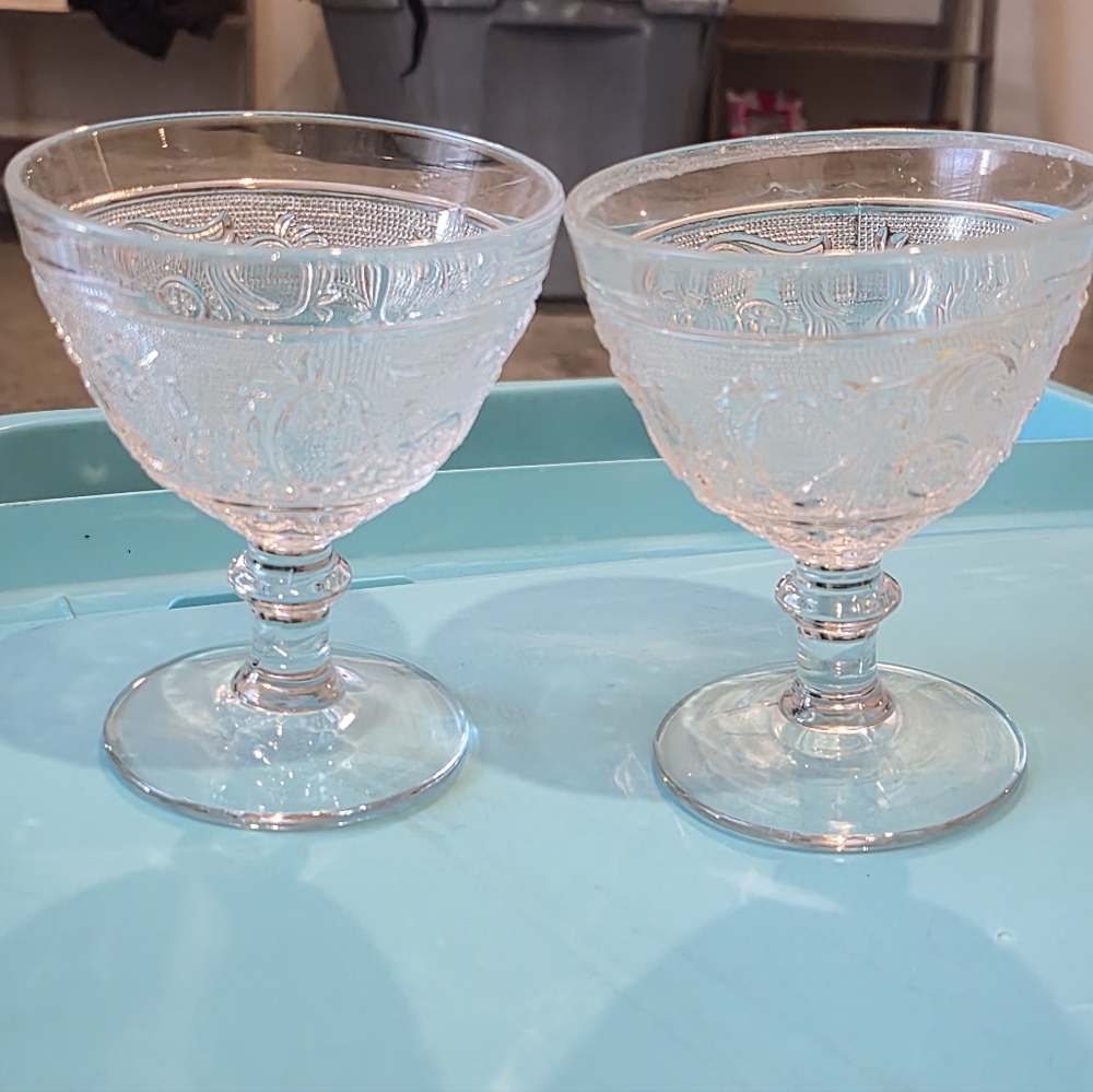 2 Duncan And Miller Sandwich Pattern Stemmed Glasses MINT